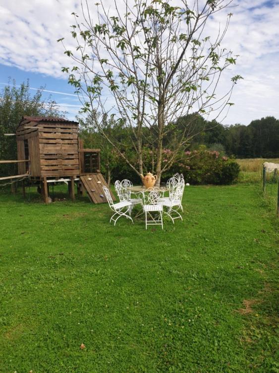 Отель La Toulotte Chez Claire Et Christian Sancy-les-Provins Экстерьер фото